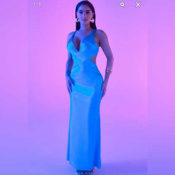 Ariel Satin Maxi Dress - Aqua Size M - Picture 1 of 6